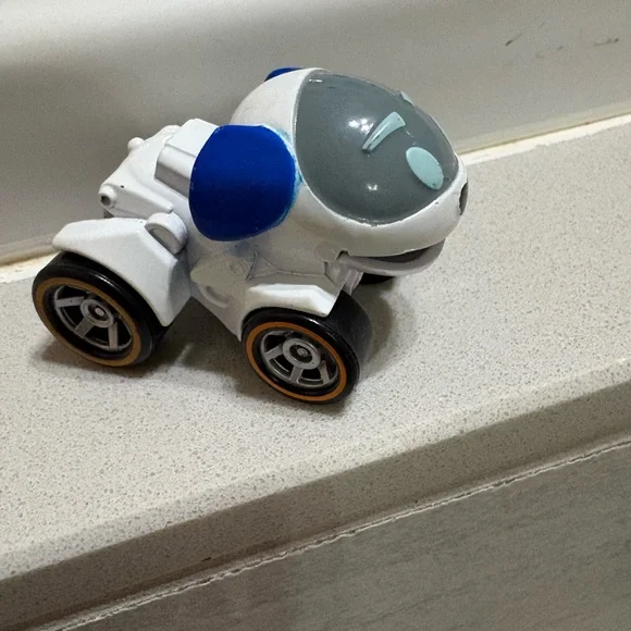 Paw patrol Robo dog true metal die-cast car - Picture 1 of 4